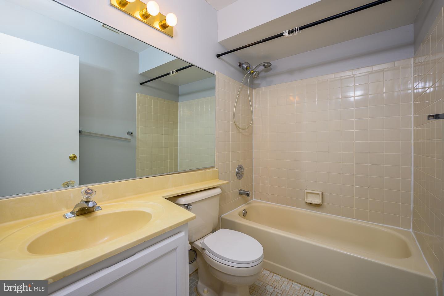 115 Cascade Court, Unit 7 Princeton, NJ 08540 - Photo 21 of 27 a bathroom with a sink toilet and shower