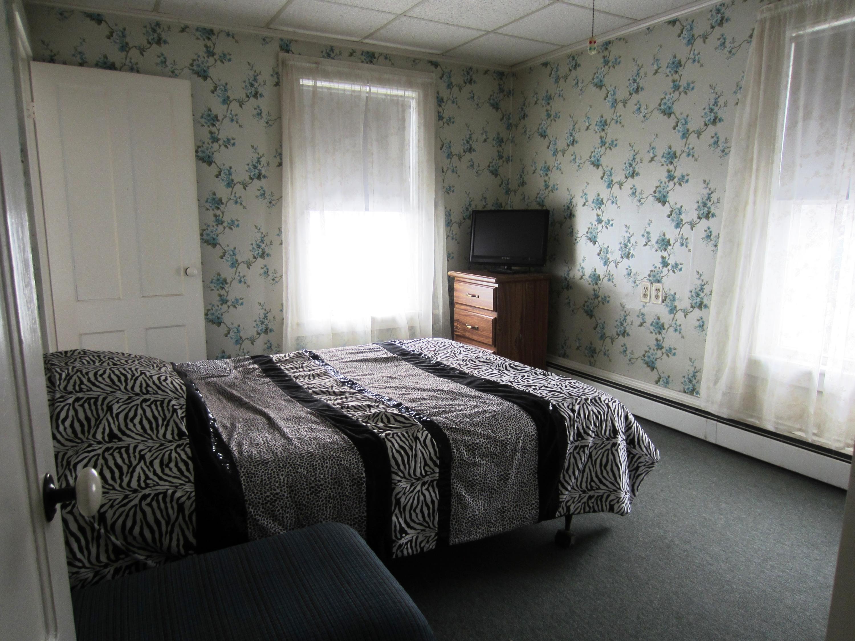 12 Goodwin Street Springvale, ME 04083 - Photo 11 of 40 BR 3-1