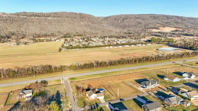 $279,900 | 220 Little Ponderosa Trail, Dunlap, TN 37327