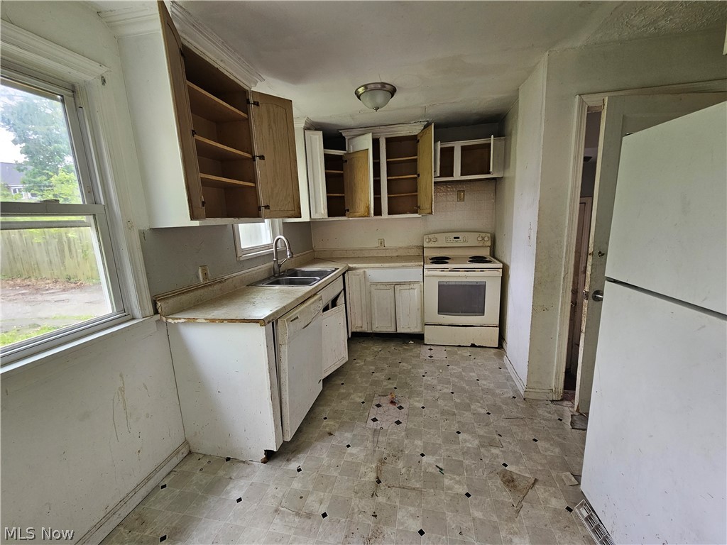 931 Yellowstone Road Cleveland, OH 44121 - Photo 34 of 48 Gallery Image 34