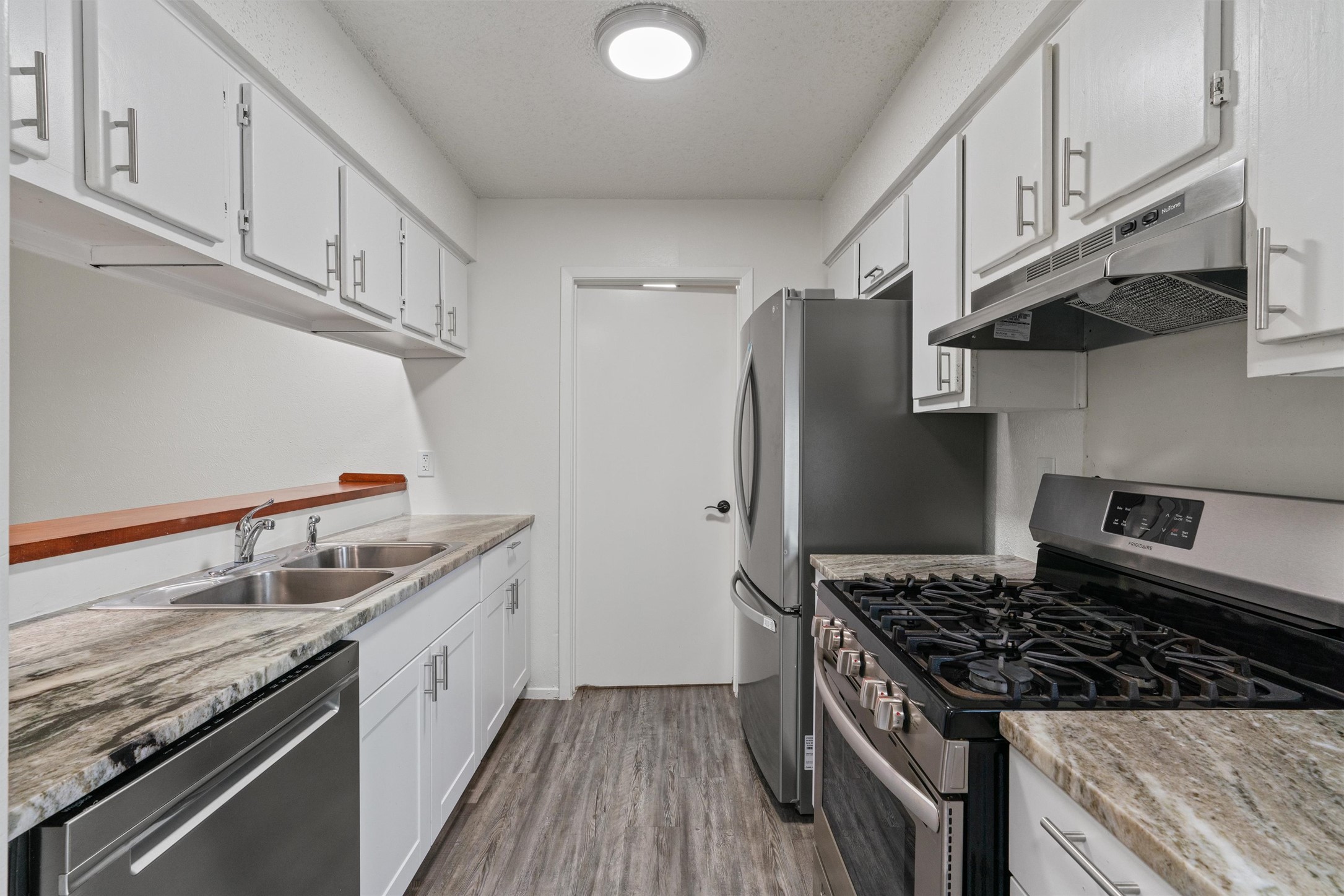 11411 Walnut Ridge Drive, Unit B Austin, TX 78753 - Photo 6 of 18