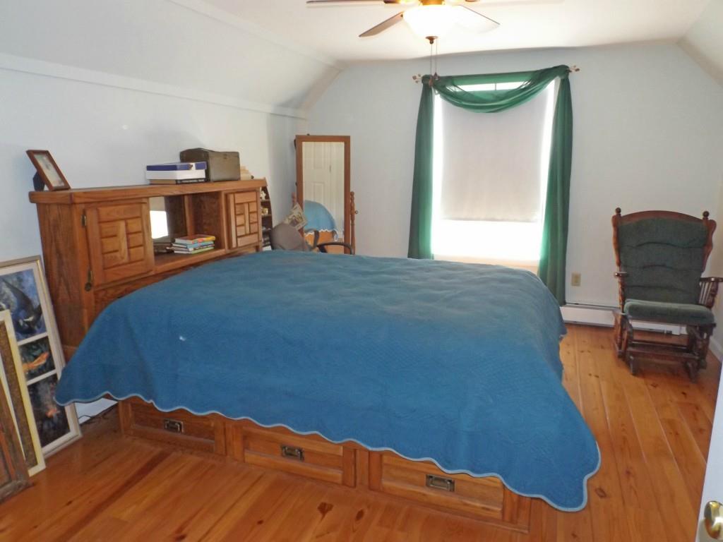 35 Kingsbury Road Holden, ME 04429 - Photo 16 of 32 Master bedroom