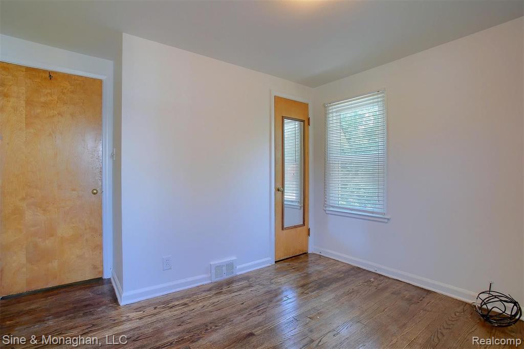 22200 Moross Road Grosse Pointe, MI 48236 - Photo 22 of 25
