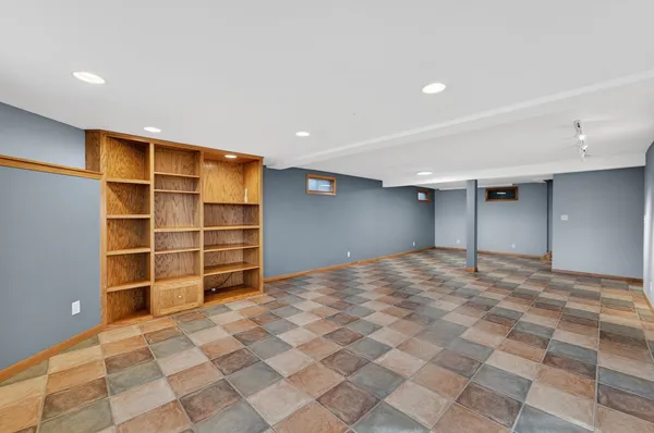 $624,900 | 7116 Twin Sunset Road, Middleton, WI 53562