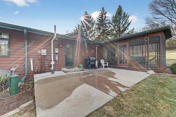 $624,900 | 7116 Twin Sunset Road, Middleton, WI 53562