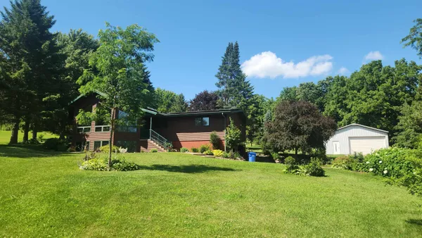 $624,900 | 7116 Twin Sunset Road, Middleton, WI 53562