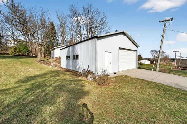 $624,900 | 7116 Twin Sunset Road, Middleton, WI 53562