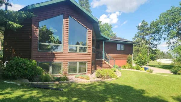 $624,900 | 7116 Twin Sunset Road, Middleton, WI 53562