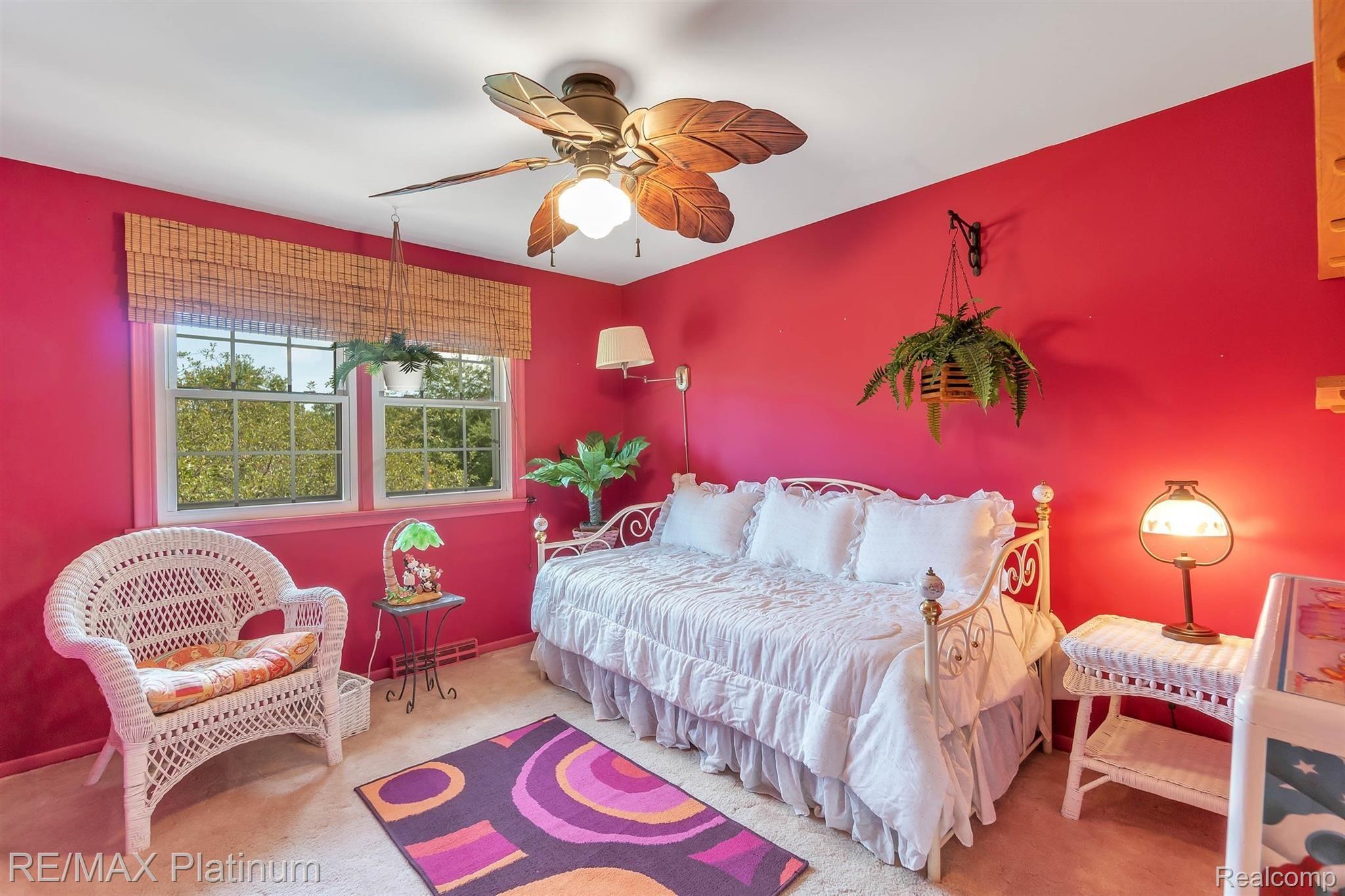 13367 Fenton Road Fenton, MI 48430 - Photo 20 of 44 20-13367 Fenton Rd-WindowStill-Real.jpg