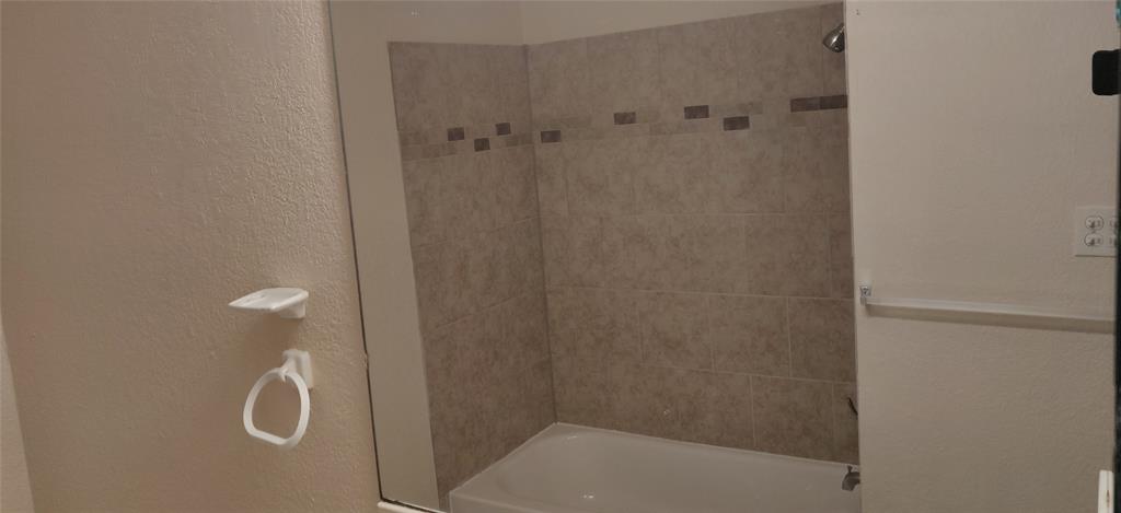 101 South Quinlan Street Howe, TX 75459 - Photo 7 of 7