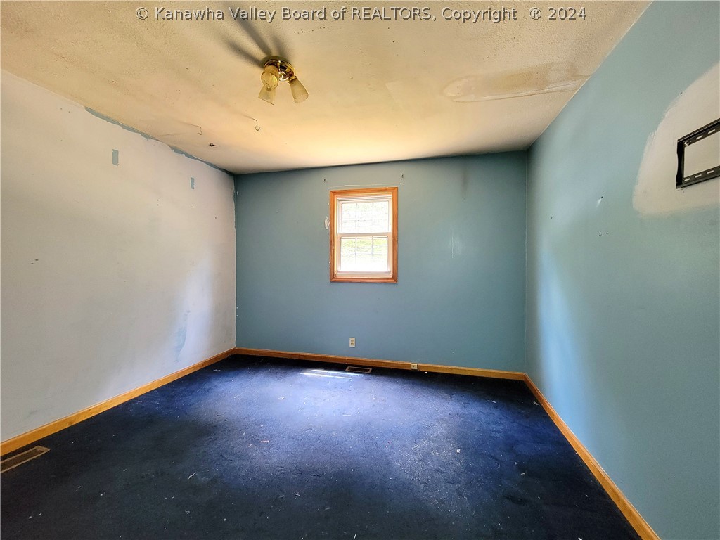 367 Sleepy Creek Road Hurricane, WV 25526 - Photo 12 of 23 Gallery Image 12