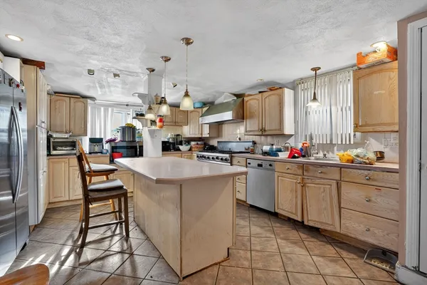 $987,700 | 20 Derne Street, Everett, MA 02149