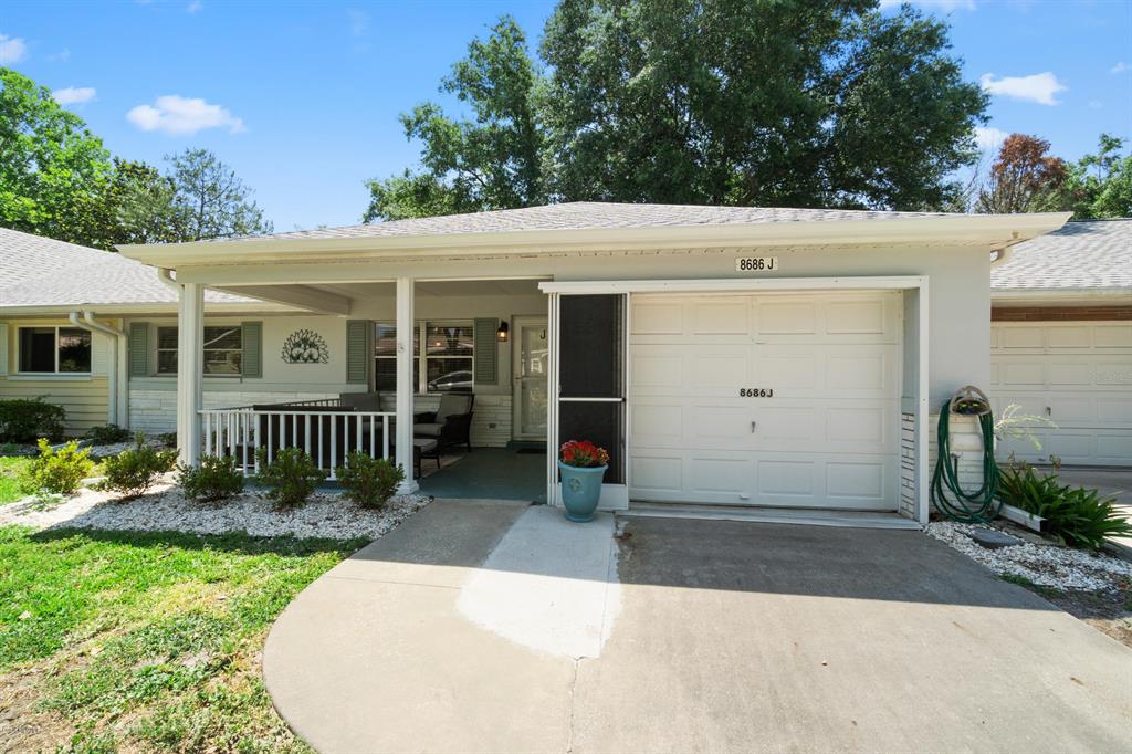 8686 Southwest 97th Lane Road Ocala, FL 34481 - Photo 1 of 1 8686 J 97th Lane Rd (40)