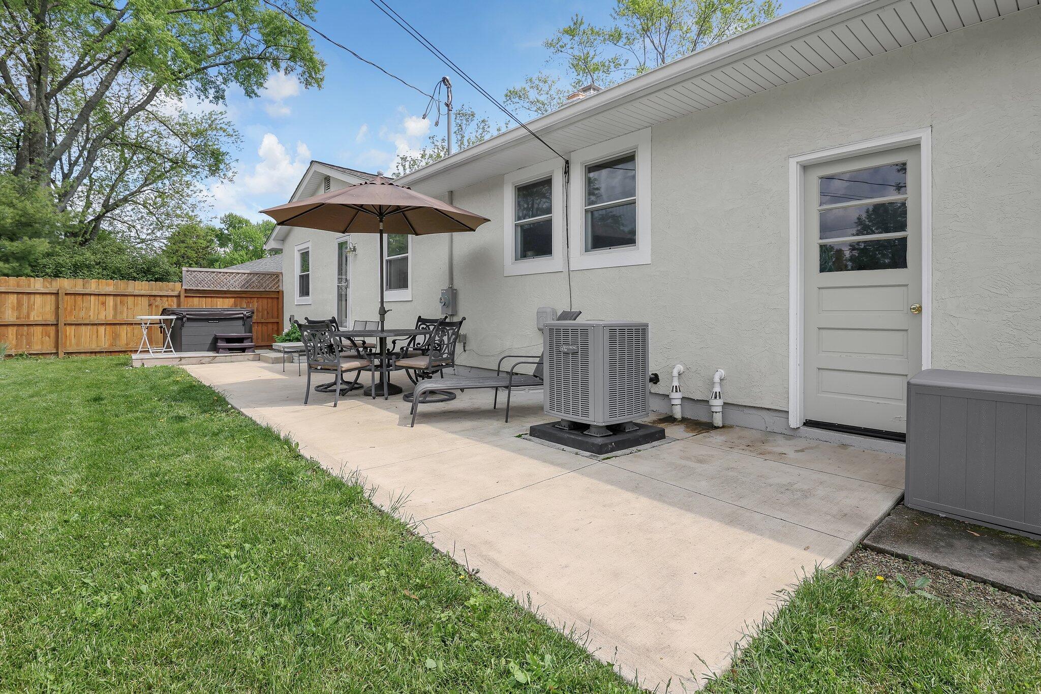 6641 Charles Road Westerville, OH 43082 - Photo 28 of 41 Back patio