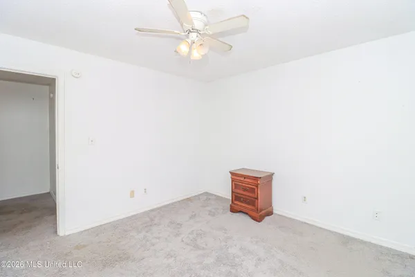 $115,000 | 913 Glastonbury Circle, Unit B, Ridgeland, MS 39157
