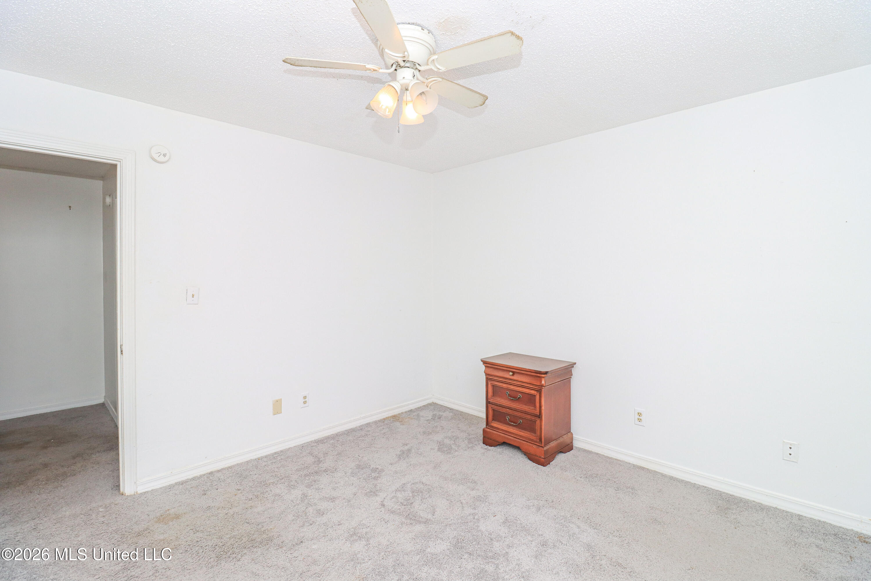 913 Glastonbury Circle, Unit B Ridgeland, MS 39157 - Photo 16 of 28 931 Glastonbury 13