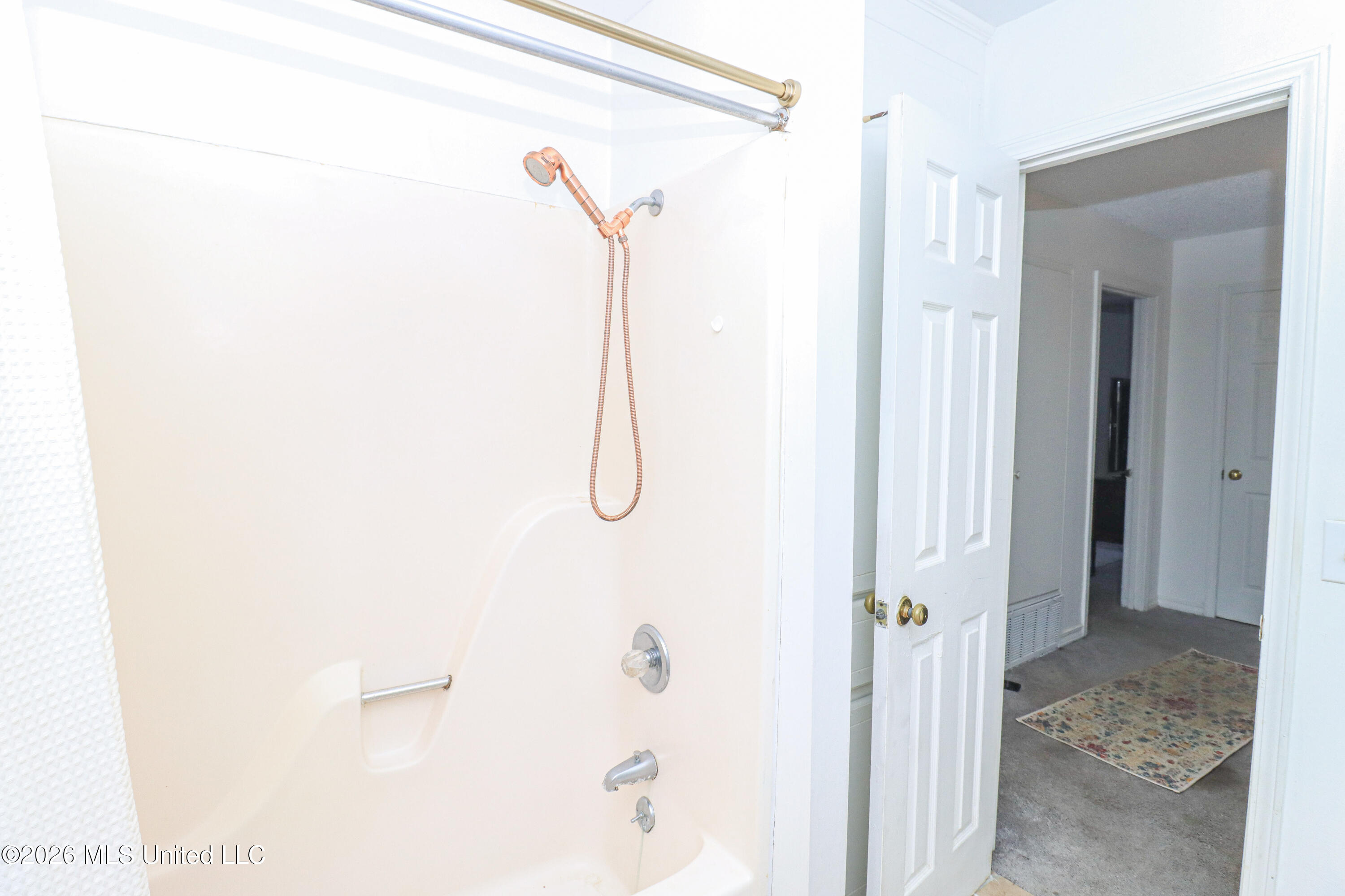 913 Glastonbury Circle, Unit B Ridgeland, MS 39157 - Photo 20 of 28 931 Glastonbury 17