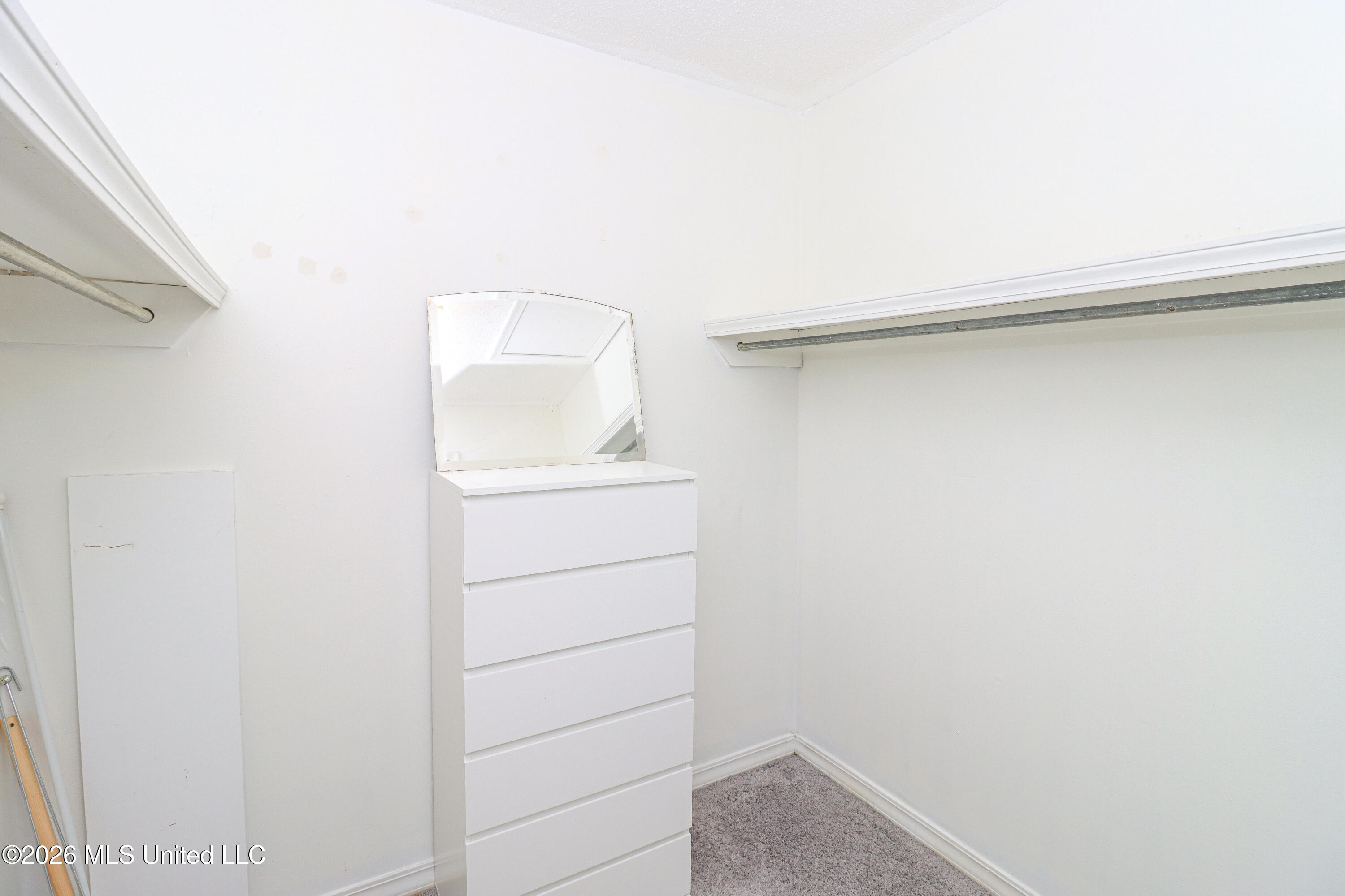913 Glastonbury Circle, Unit B Ridgeland, MS 39157 - Photo 22 of 28 931 Glastonbury 19