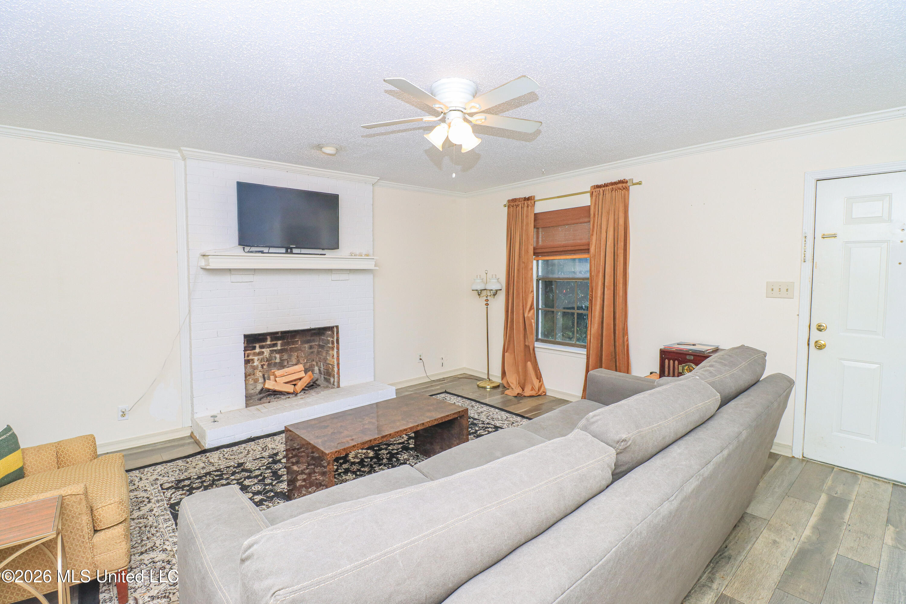 913 Glastonbury Circle, Unit B Ridgeland, MS 39157 - Photo 4 of 28 931 Glastonbury 21