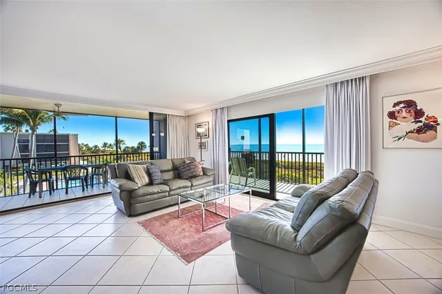 $1,820,000 | 1401 Middle Gulf Drive, Unit 306O, Sanibel, FL 33957