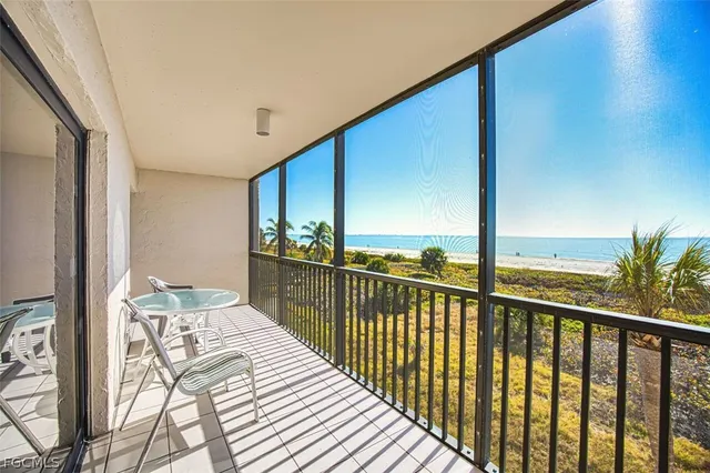 $1,820,000 | 1401 Middle Gulf Drive, Unit 306O, Sanibel, FL 33957