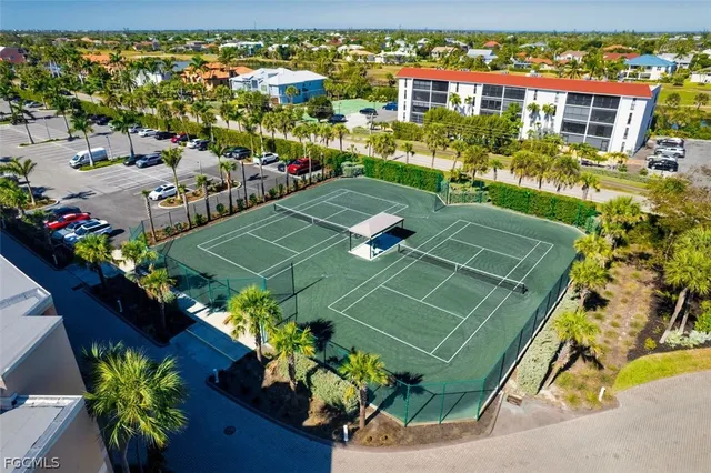$1,820,000 | 1401 Middle Gulf Drive, Unit 306O, Sanibel, FL 33957