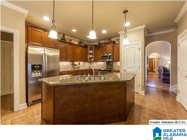 258 Strathaven Lane Pelham, AL 35124 - Photo 10 of 32