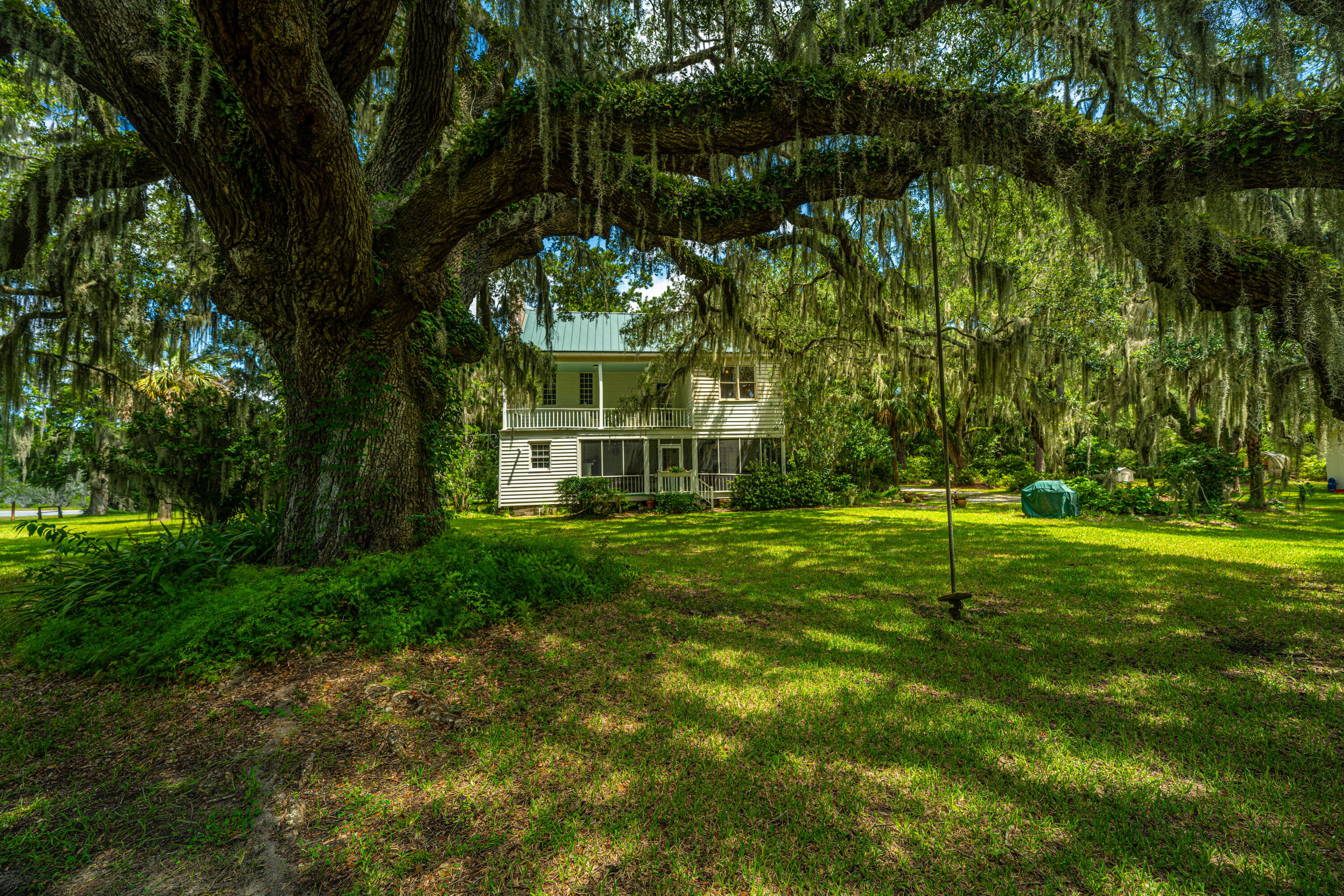 8083 Point Of Pines Road Edisto Island, SC 29438 - Photo 33 of 86 8083PointofPines_Home042