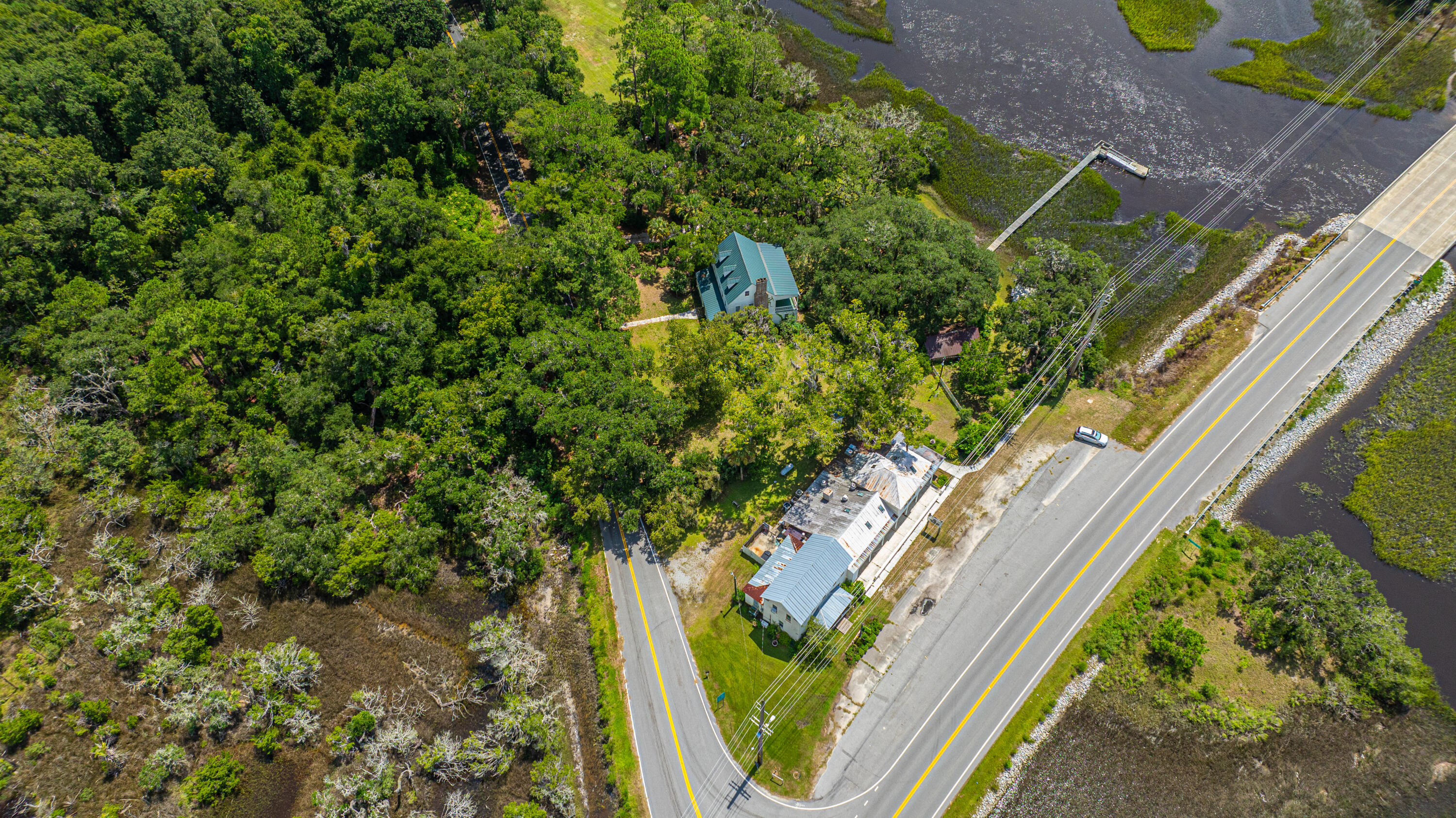 8083 Point Of Pines Road Edisto Island, SC 29438 - Photo 48 of 86 8083PointofPines_Home088