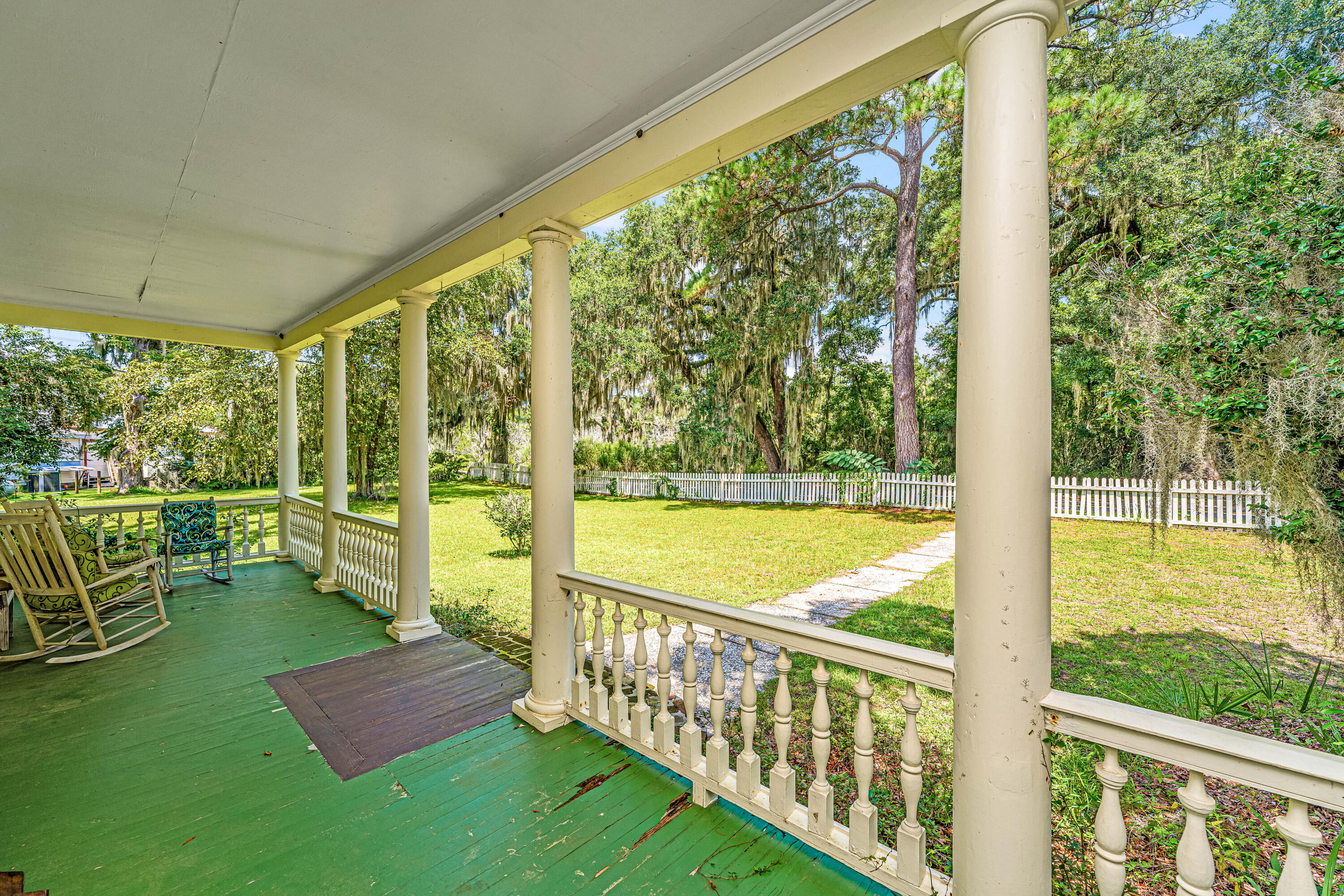 8083 Point Of Pines Road Edisto Island, SC 29438 - Photo 6 of 86 8083PointofPines_Home005