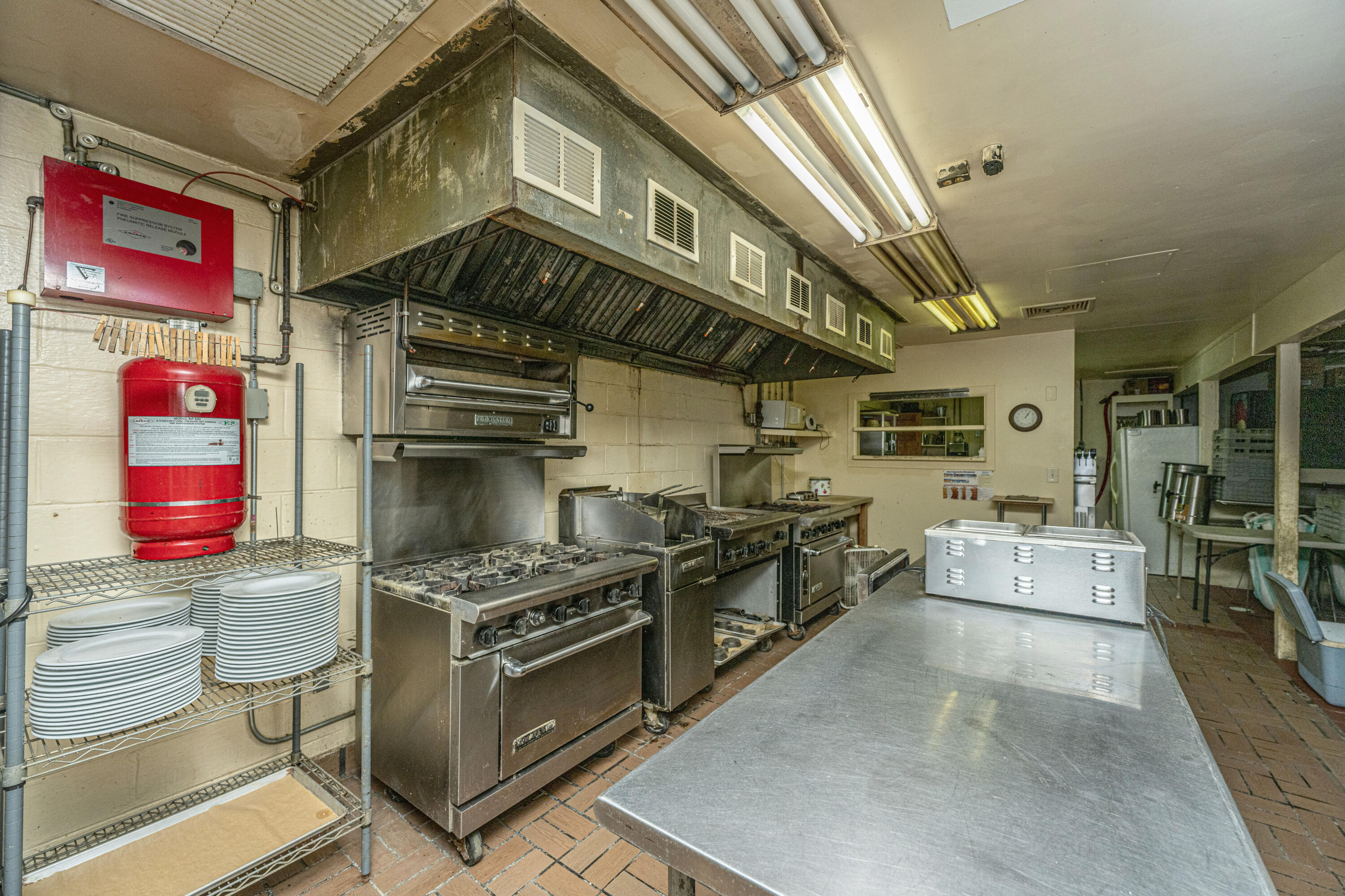 8083 Point Of Pines Road Edisto Island, SC 29438 - Photo 69 of 86 8083PointofPines_OldPostOffice031