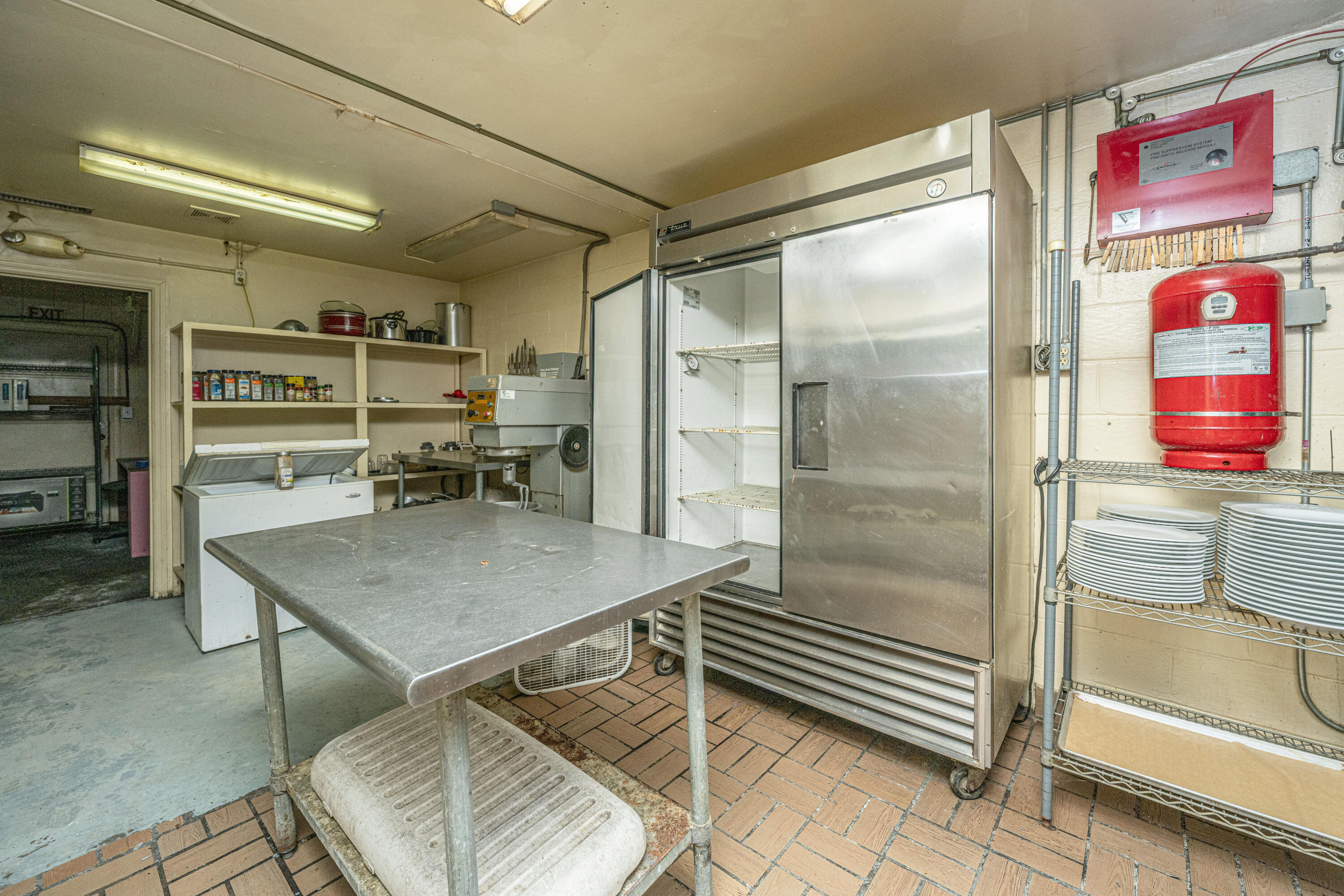 8083 Point Of Pines Road Edisto Island, SC 29438 - Photo 72 of 86 8083PointofPines_OldPostOffice034