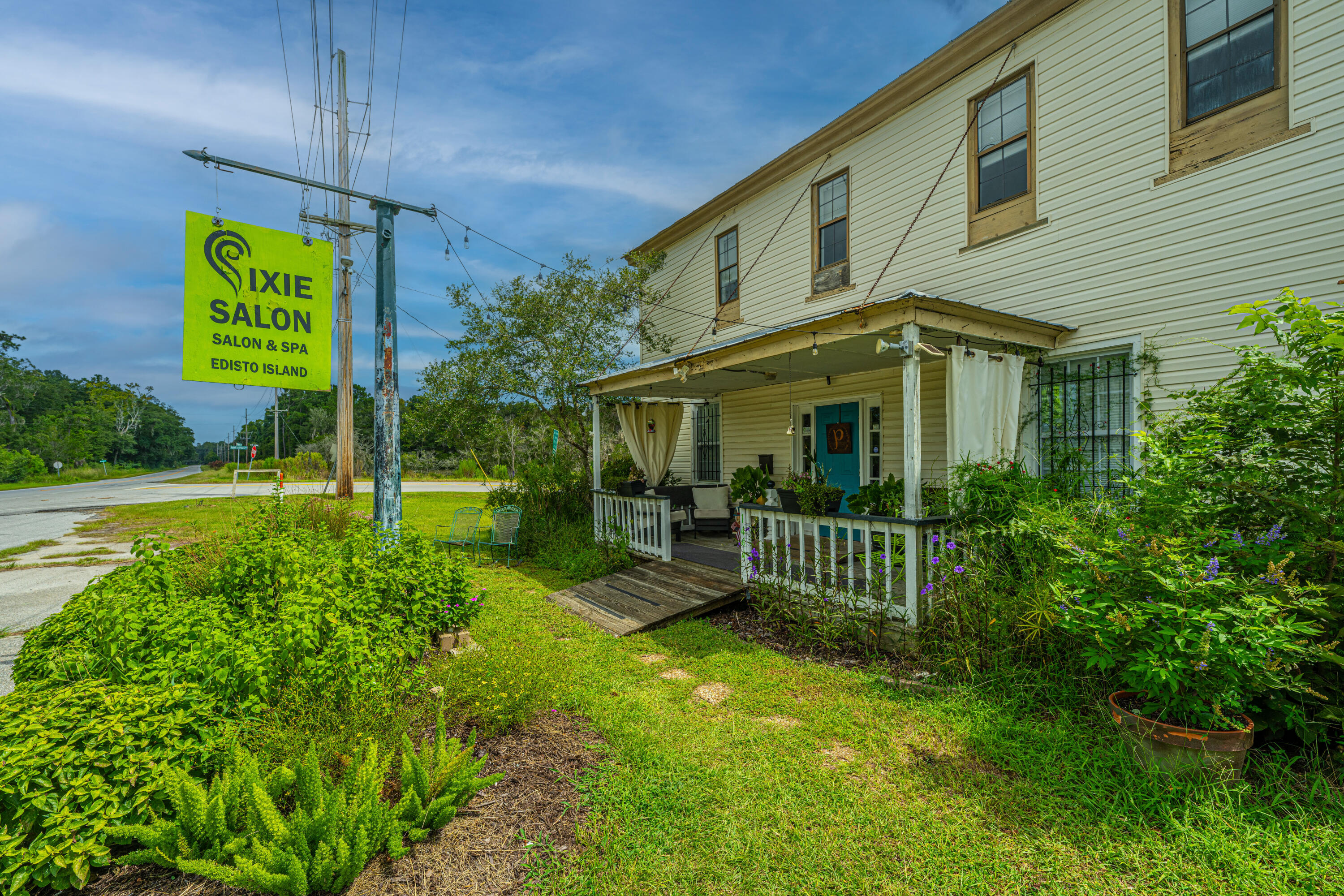 8083 Point Of Pines Road Edisto Island, SC 29438 - Photo 74 of 86 8083PointofPines_Salon002