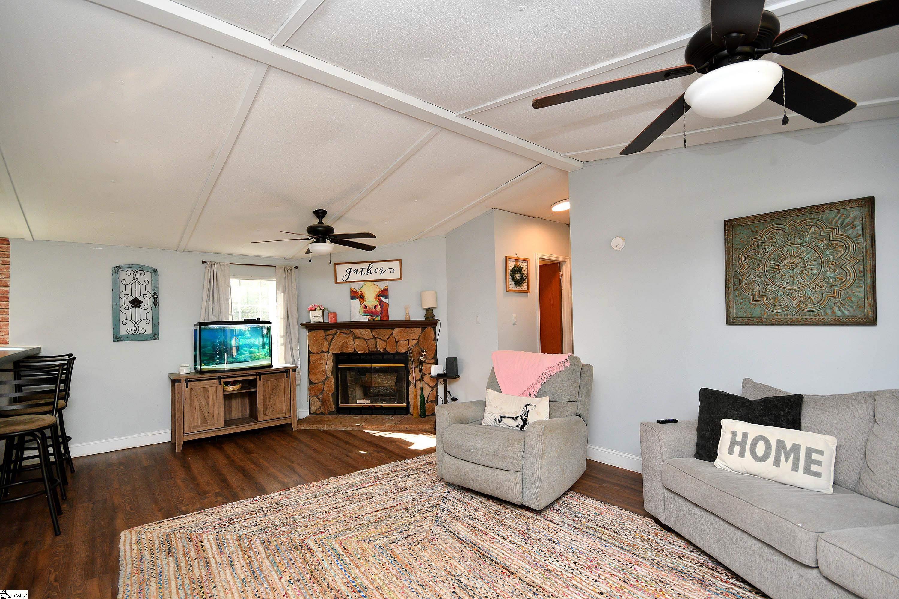 400 Rest Road Waterloo, SC 29384 - Photo 11 of 33