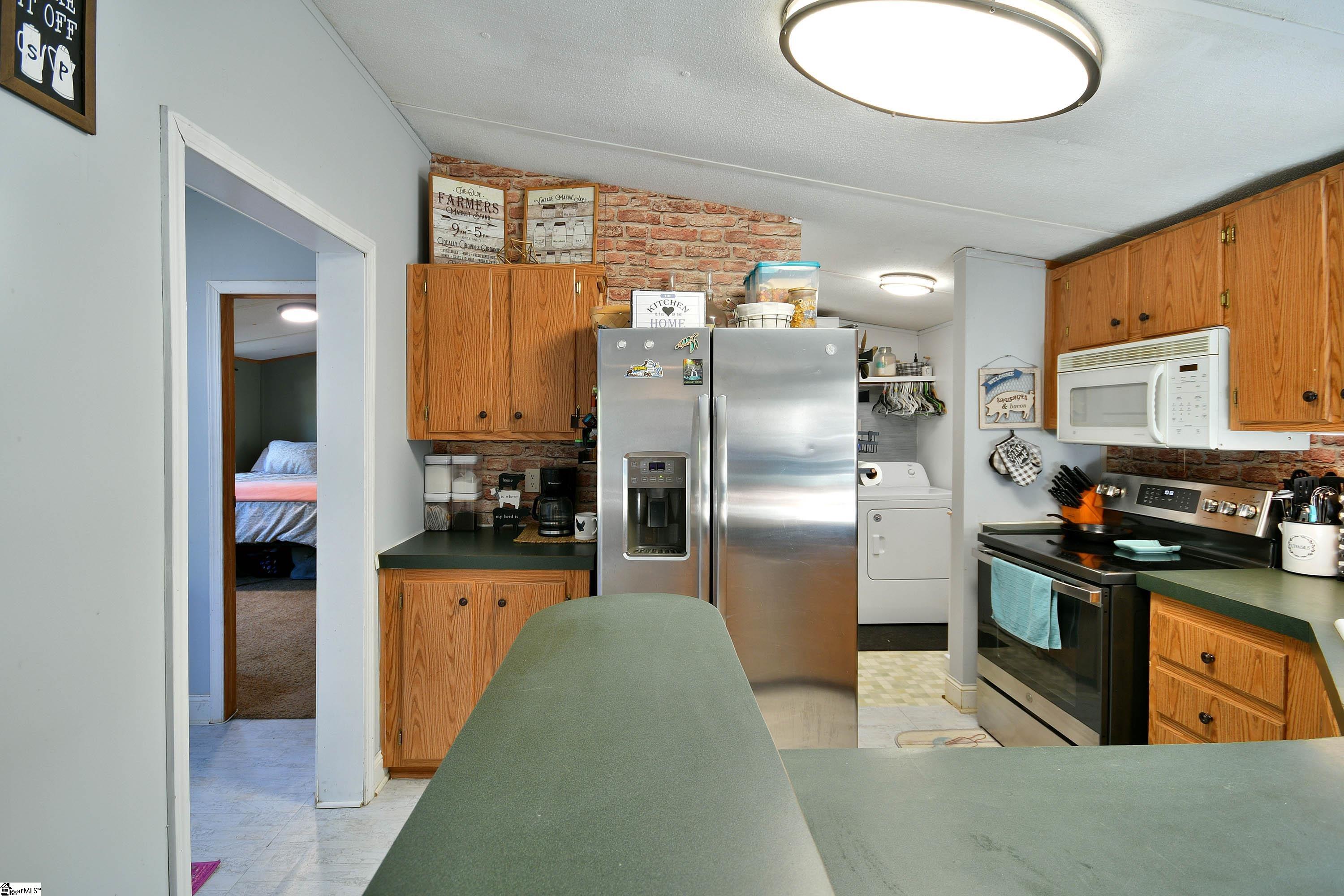 400 Rest Road Waterloo, SC 29384 - Photo 12 of 33