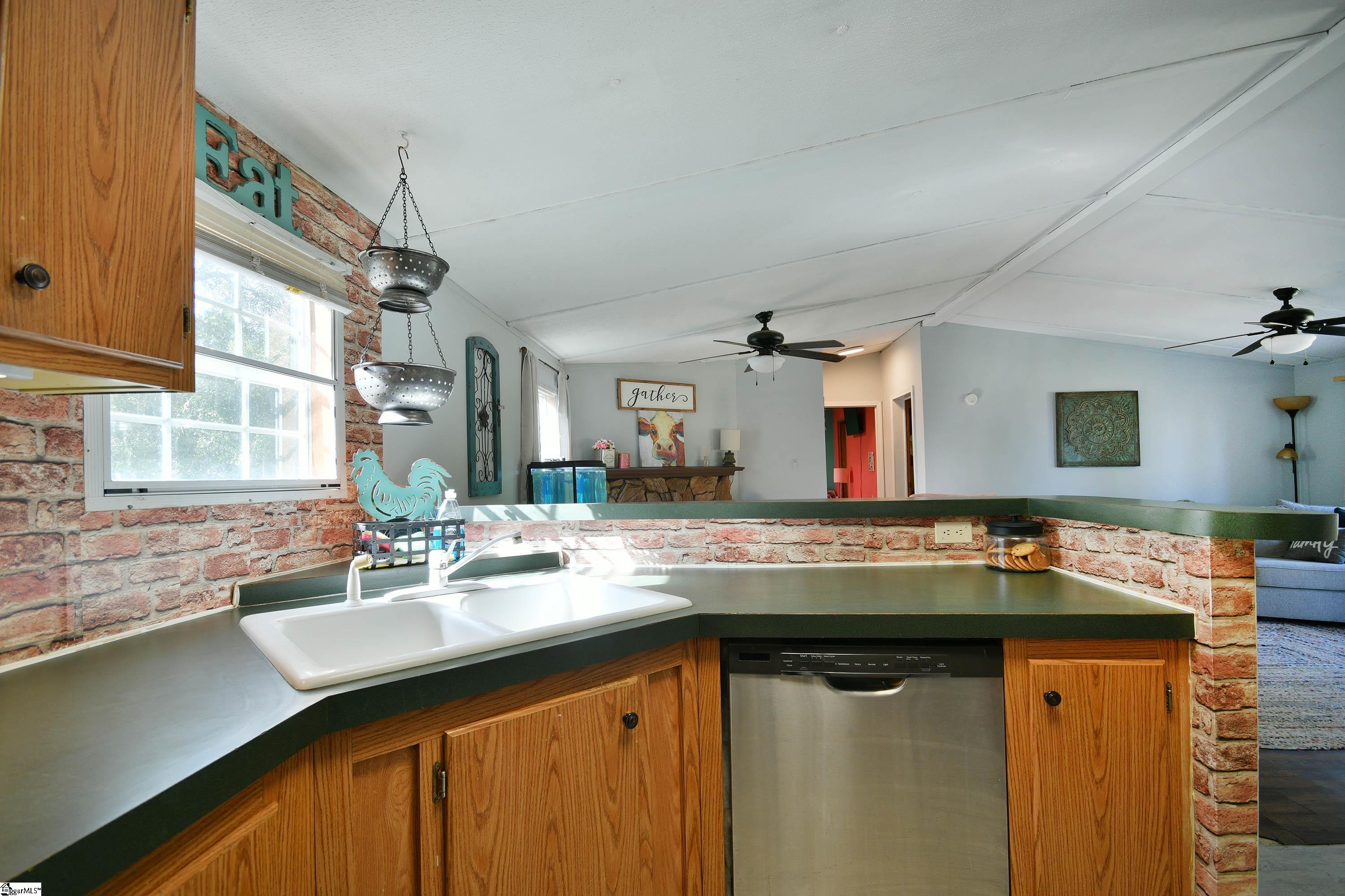 400 Rest Road Waterloo, SC 29384 - Photo 14 of 33