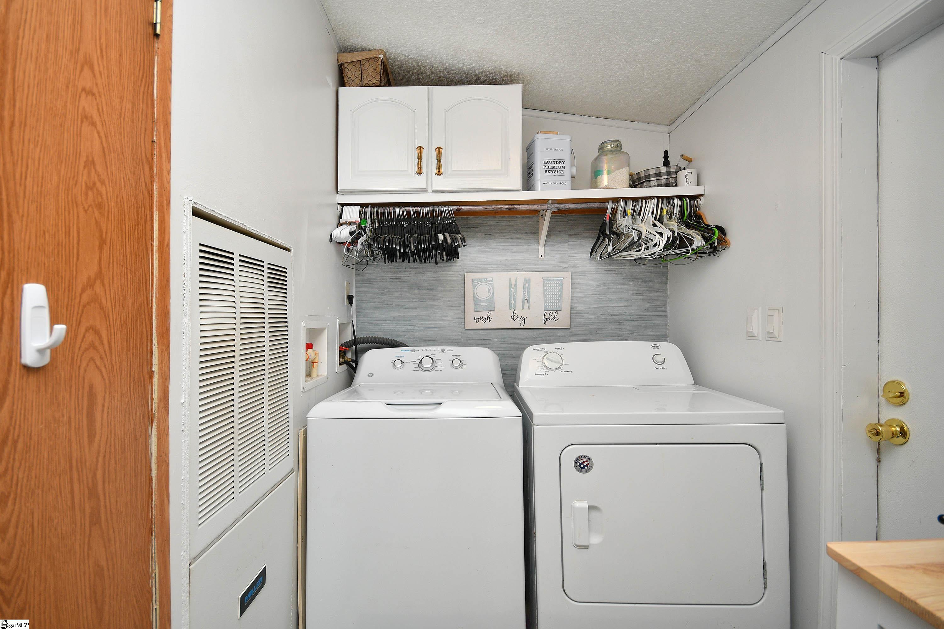 400 Rest Road Waterloo, SC 29384 - Photo 16 of 33