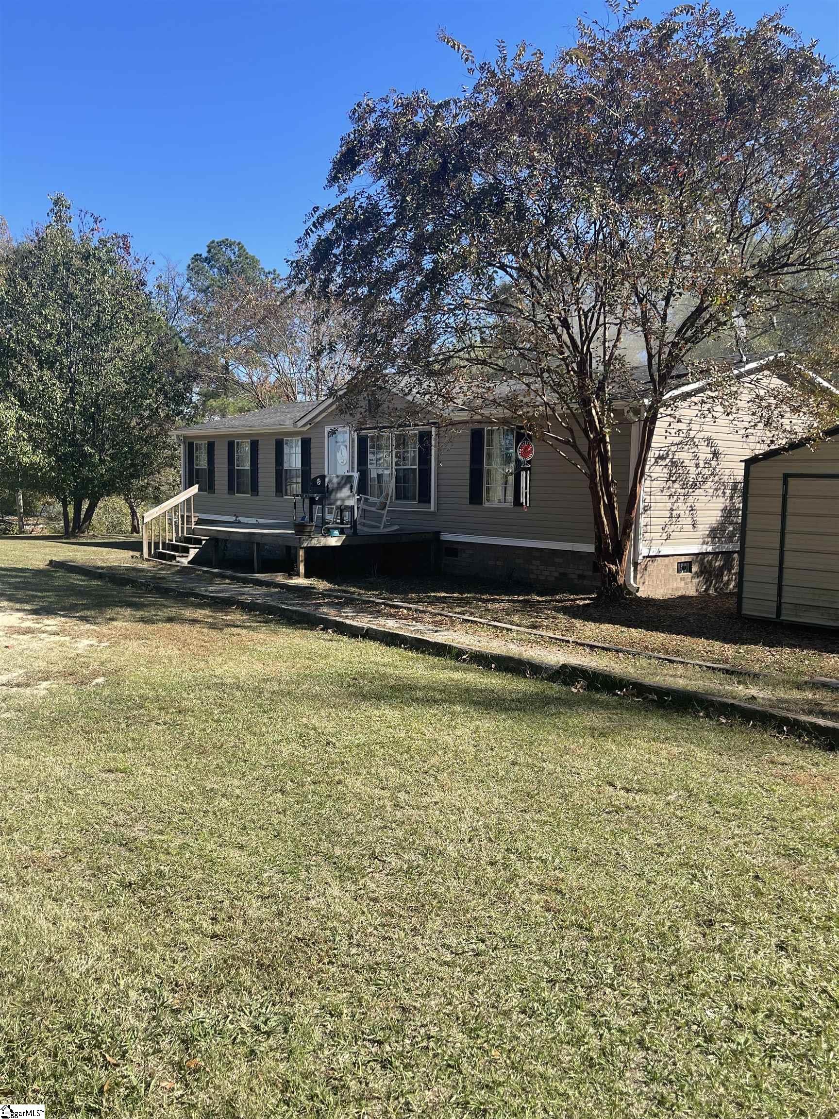 400 Rest Road Waterloo, SC 29384 - Photo 2 of 33