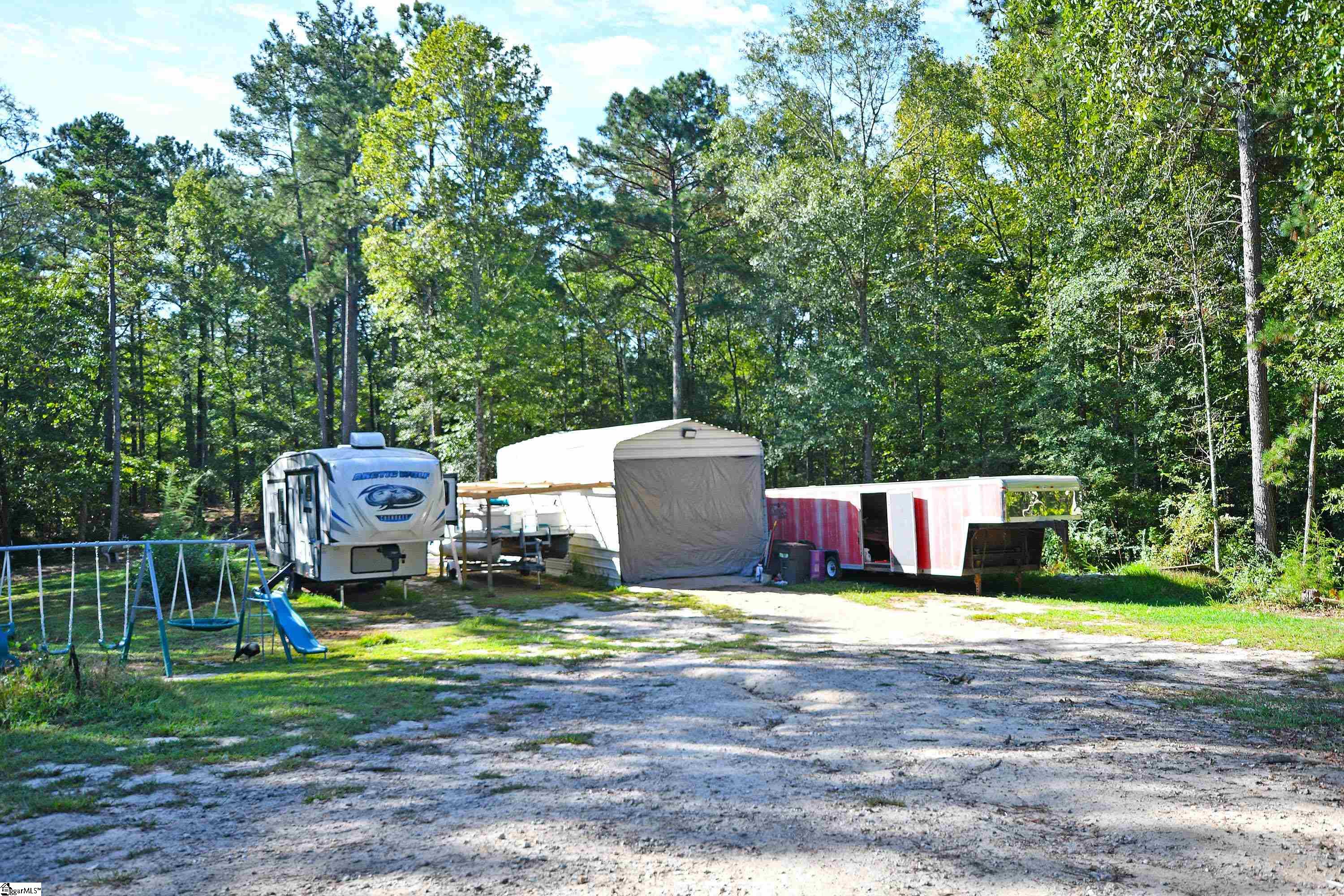 400 Rest Road Waterloo, SC 29384 - Photo 28 of 33
