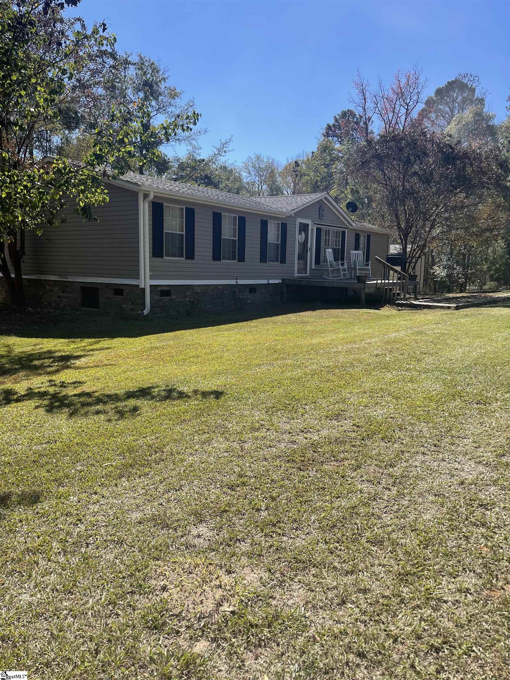 400 Rest Road Waterloo, SC 29384 - Photo 3 of 33