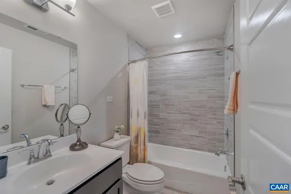 $3,550 | 2132 Northside Drive, Charlottesville, VA 22911