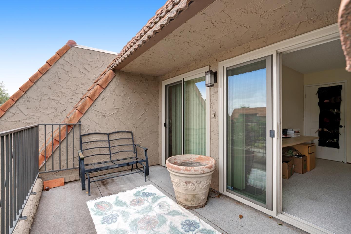 2 Rinconada Circle Belmont, CA 94002 - Photo 22 of 32