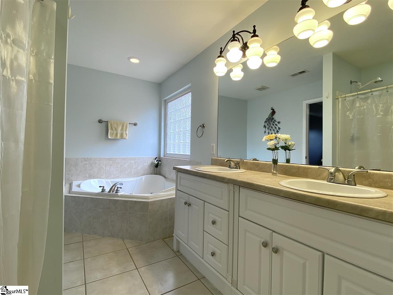 304 Timber Trail Greer, SC 29651 - Photo 22 of 33 Gallery Image 22