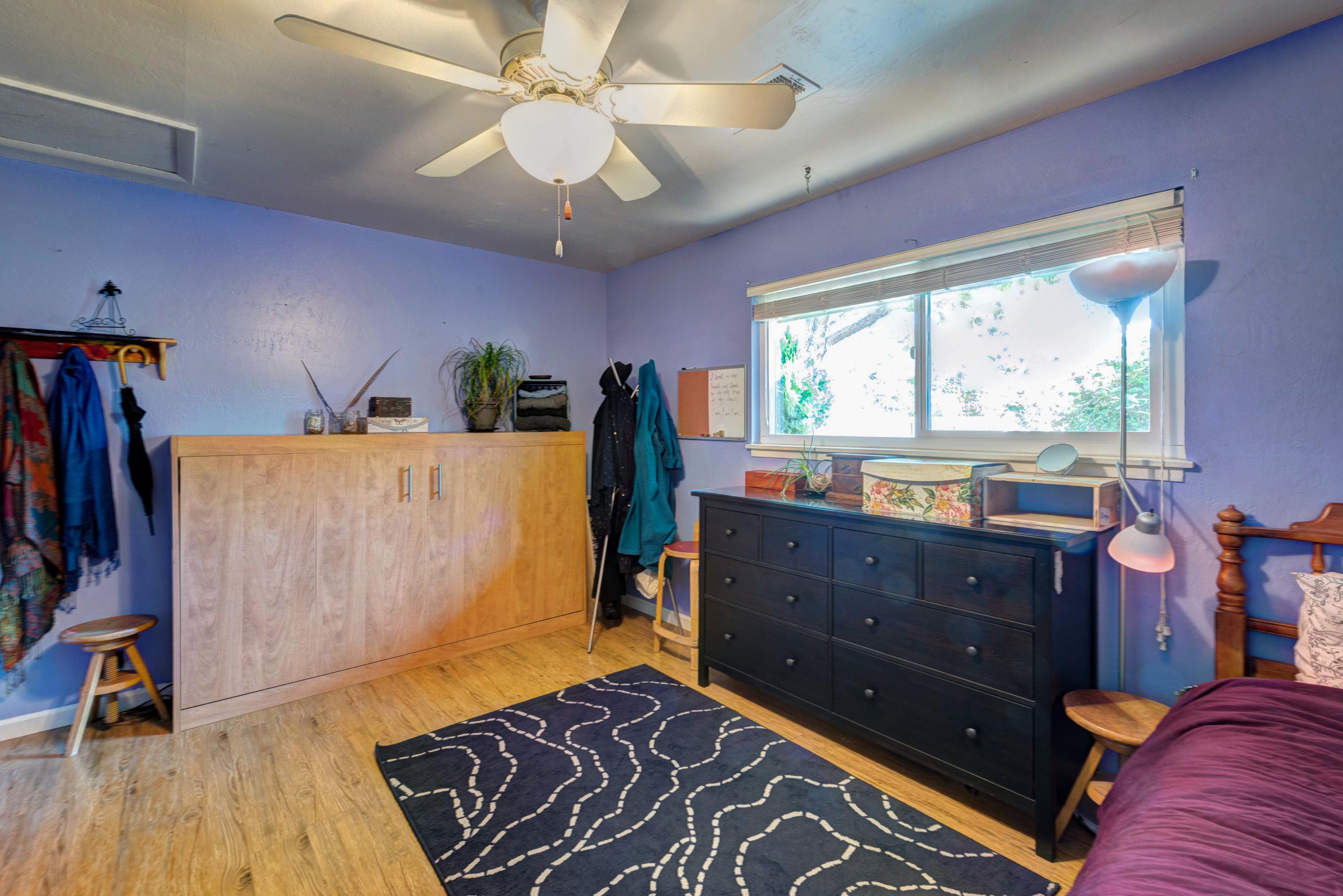 11367 Hawley Road Redding, CA 96003 - Photo 17 of 44 Bedroom 1