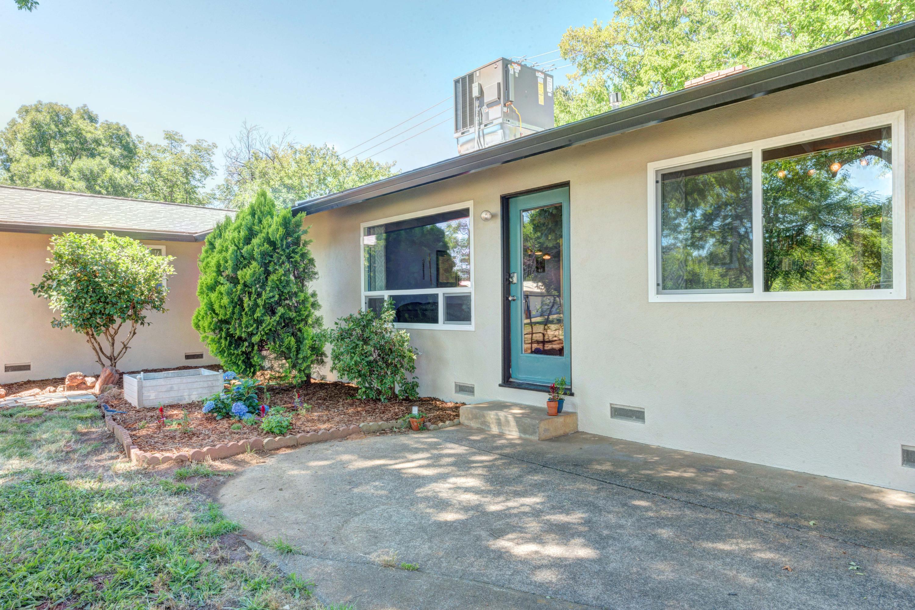 11367 Hawley Road Redding, CA 96003 - Photo 27 of 44 entering peaceful backyard
