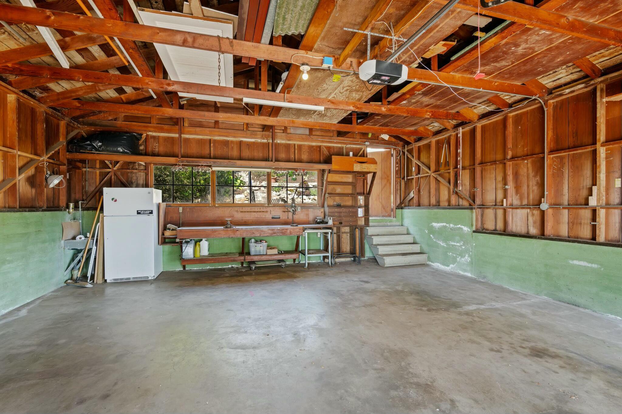 2986 Kenmore Place Santa Barbara, CA 93105 - Photo 49 of 49 a view of a room with stairs