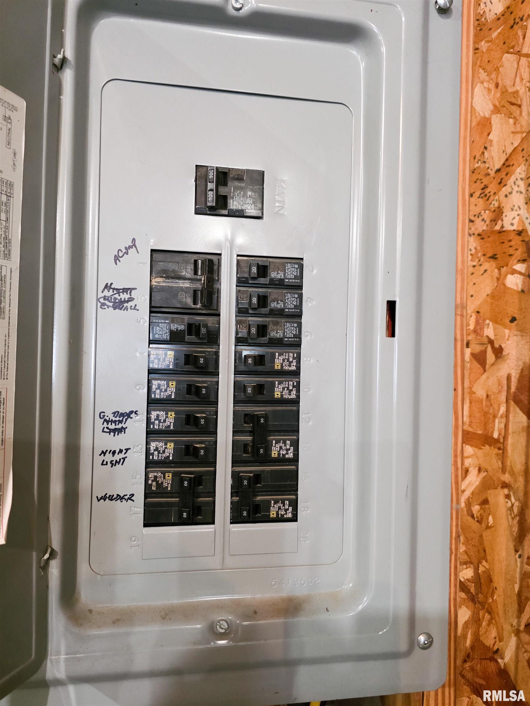 103 Watkins Street Cisne, IL 62823 - Photo 27 of 85