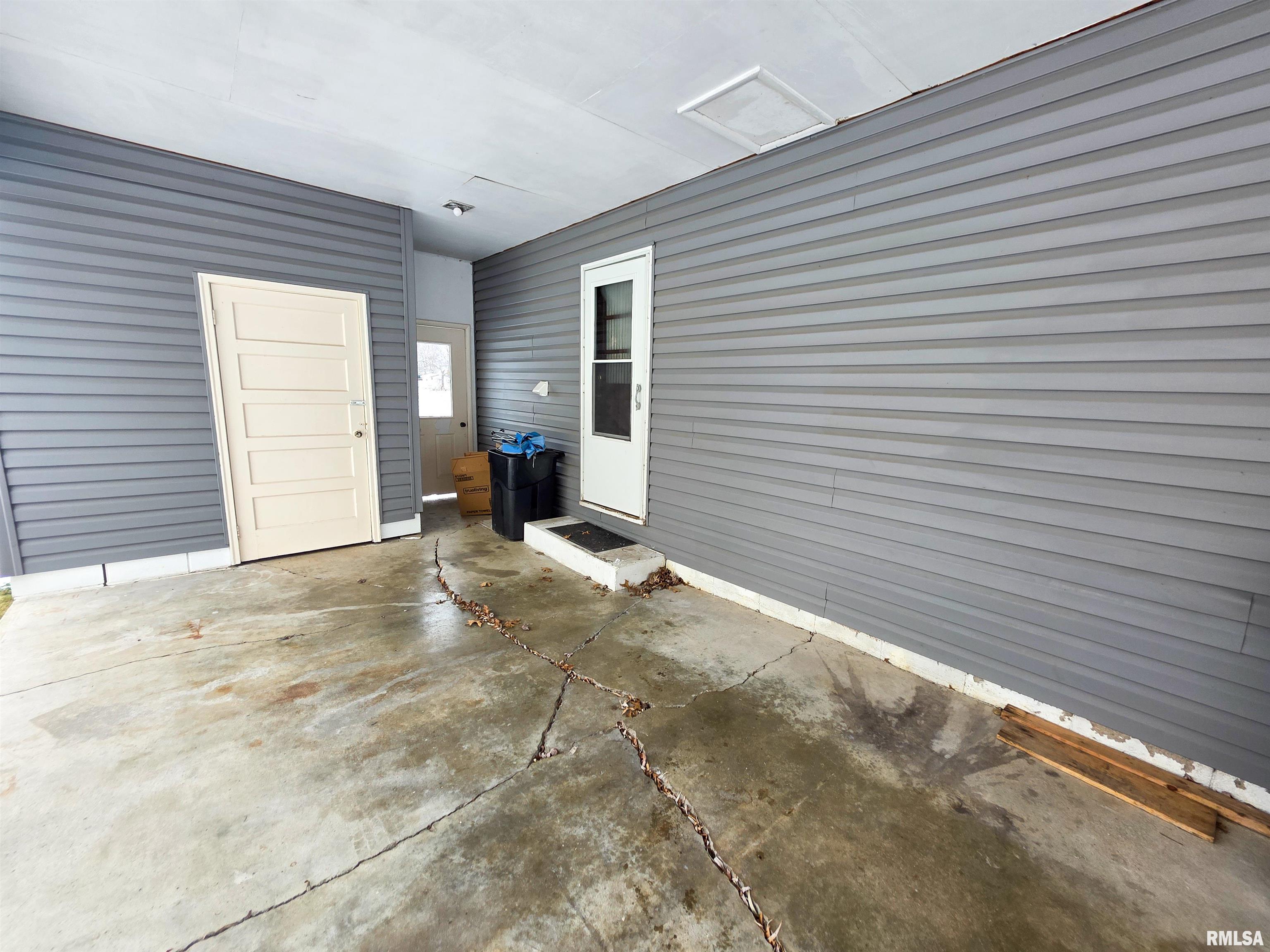 103 Watkins Street Cisne, IL 62823 - Photo 76 of 85