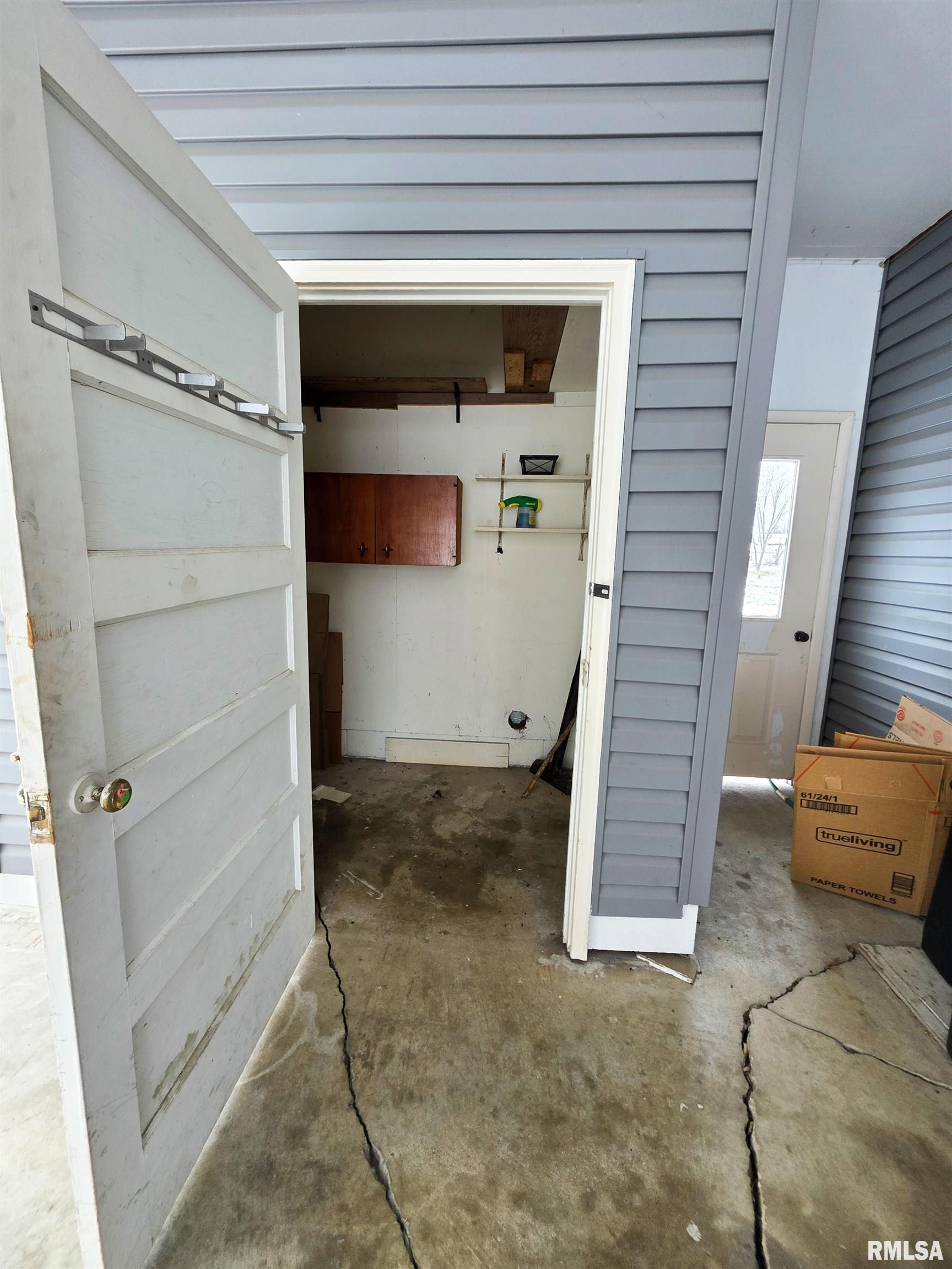 103 Watkins Street Cisne, IL 62823 - Photo 78 of 85