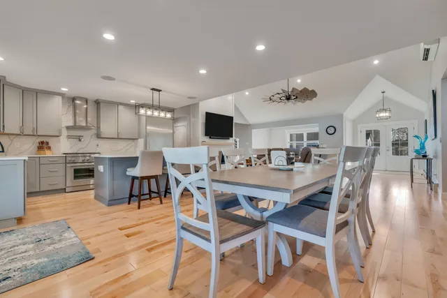 $1,250,000 | 1 Tide Water Drive, Biddeford, ME 04005